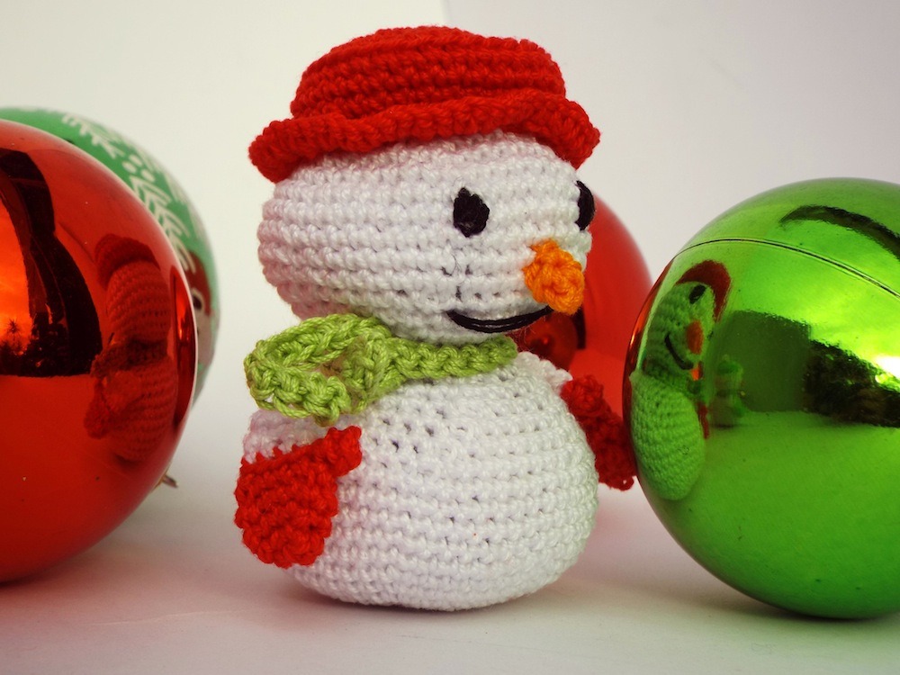 Pupazzo di Neve Amigurumi Alluncinetto.it